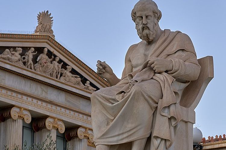 Patung Plato di Yunani pada 25 Oktober 2019