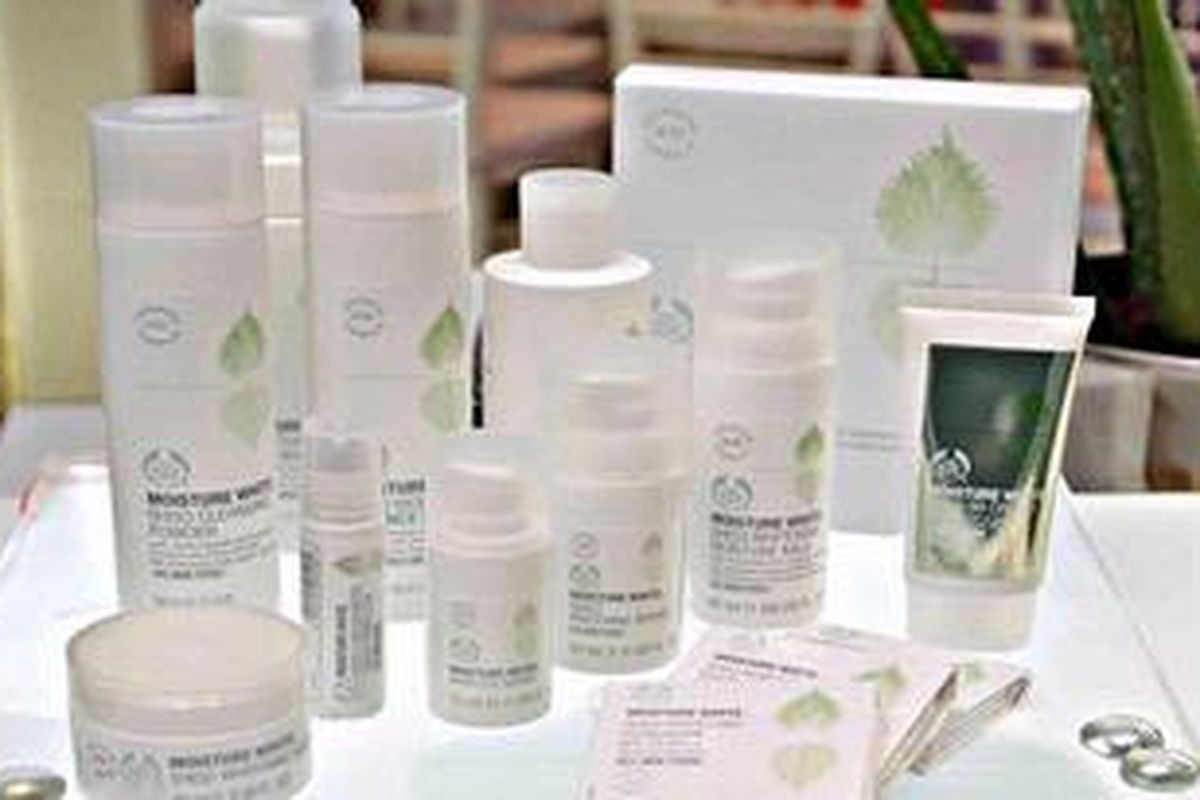 Rangkaian produk terbaru Body Shop yang mengandung ekstrak daun Shiso yang mampu membuat kulit jadi bebas noda