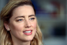 Amber Heard Jadi Artis Paling Dicari di Google Amerika Selama 2022