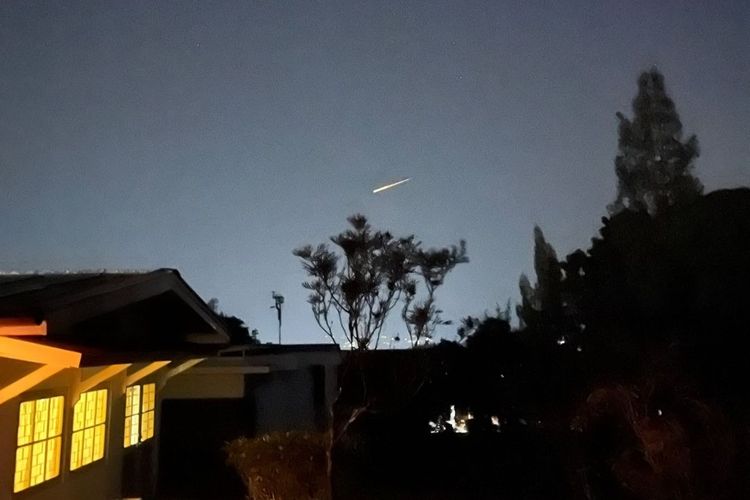 Meteor jatuh di langit Bandung, Kamis (14/9/2023) malam ditangkap dari Observatorium Bosscha, Bandung.
