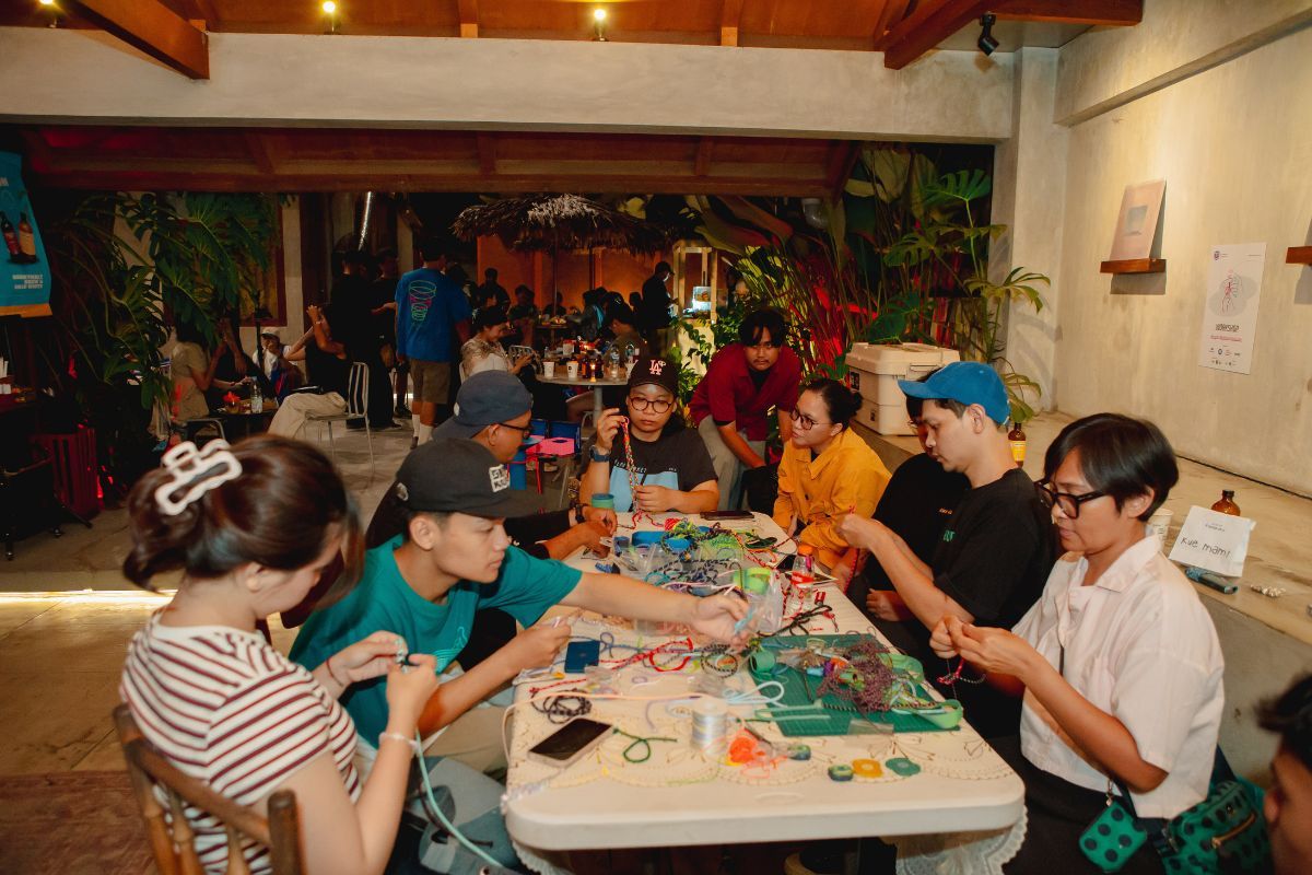 Suasana kegiatan Program Dari Sisa Jadi Bisa Vol. 3 di Emily Listening Space, Depok, Jawa Barat, Sabtu (29/8/2026).