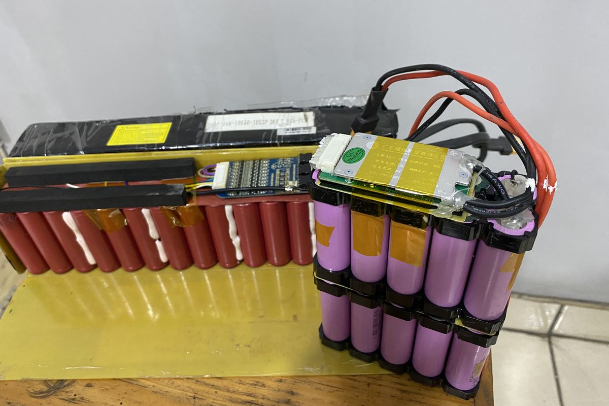 Modus pencurian baterai motor listrik mulai marak, sel baterai dibongkar dan dijual eceran