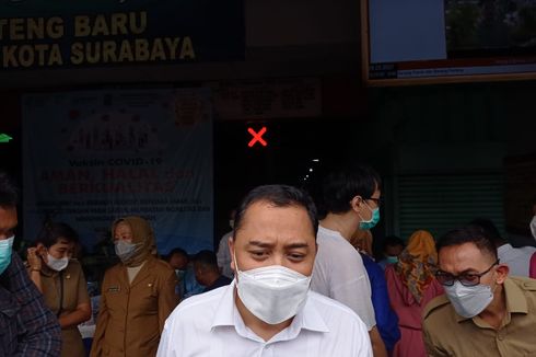 Tinjau 2 Lokasi Vaksinasi Covid-19, Wali Kota Surabaya: Sudah 394.000 Warga Divaksin