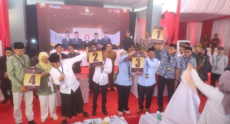 Hasil Rekapitulasi Pilkada Kabupaten Cirebon, Pasangan Imron-Agus Unggul