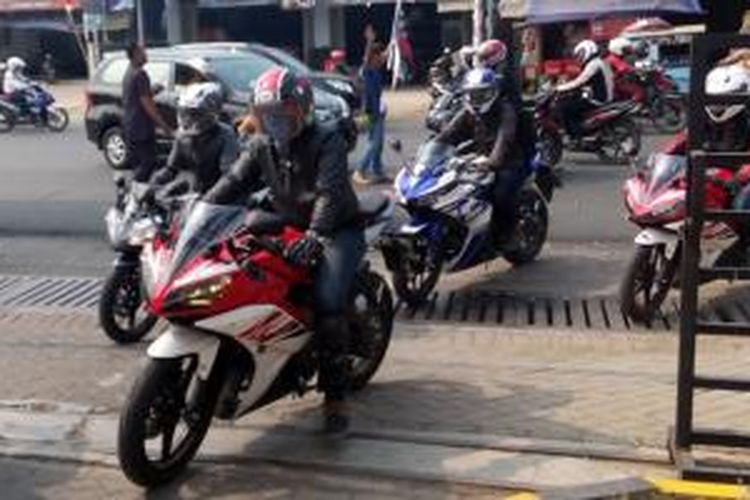 Yamaha R15 Touring Bandung-Karawang