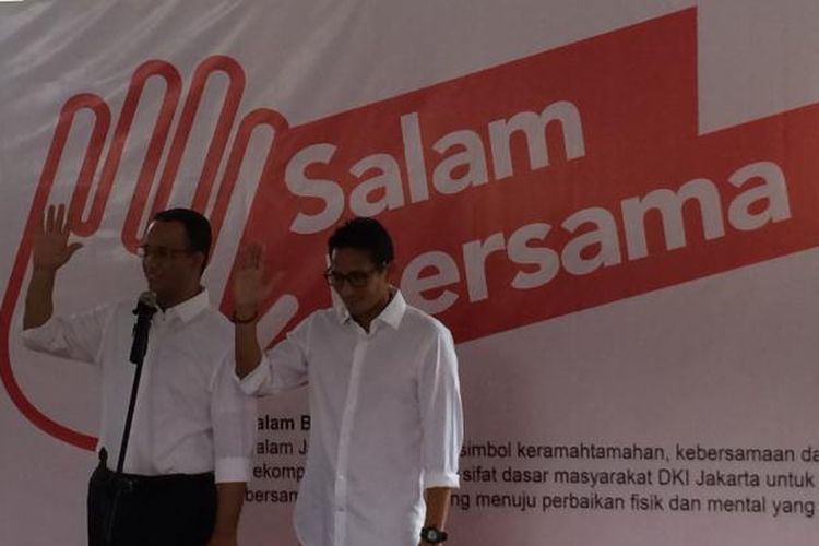 Pasangan calon gubernur dan wakil gubernur, Anies Baswedan dan Sandiaga Uno, meluncurkan logo kampanye Pilkada DKI Jakarta 2017. 