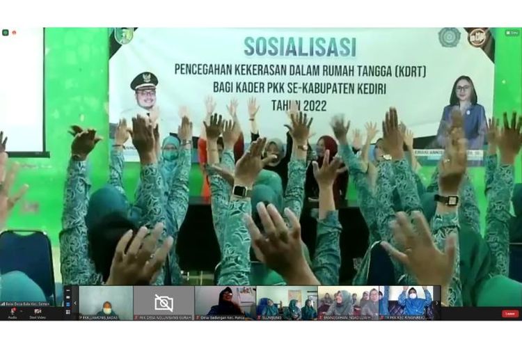 Sosialisasi Pencegahan KDRT bagi Kader PKK se-Kabupaten Kediri, Kamis (20/10/2022). 


