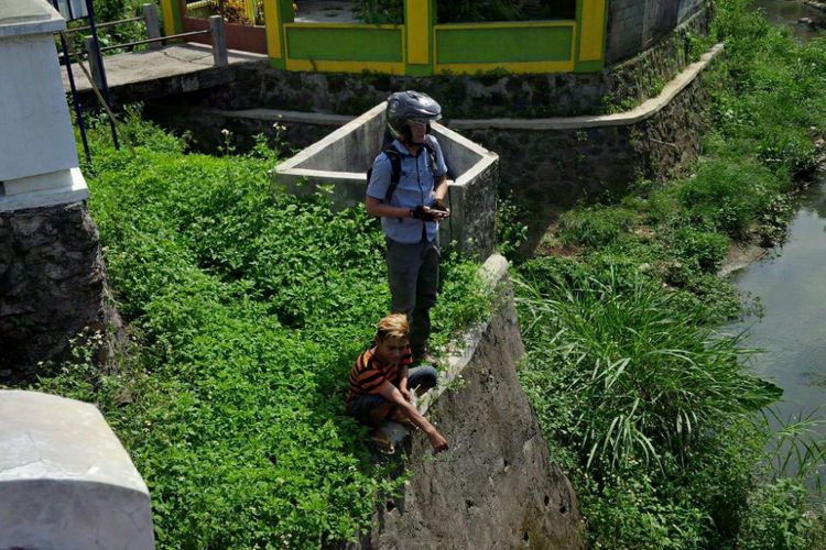 Sungai Kaliurip lokasi ular piton yang meresahkan warga Kampung Cemungsari, Kelurahan Bandarjo, Ungara Barat, Kabupaten Semarang/ Sudah sepekan warga mendapatkan penampakan ular piton sepanjang 5 meter di lingkungan mereka.