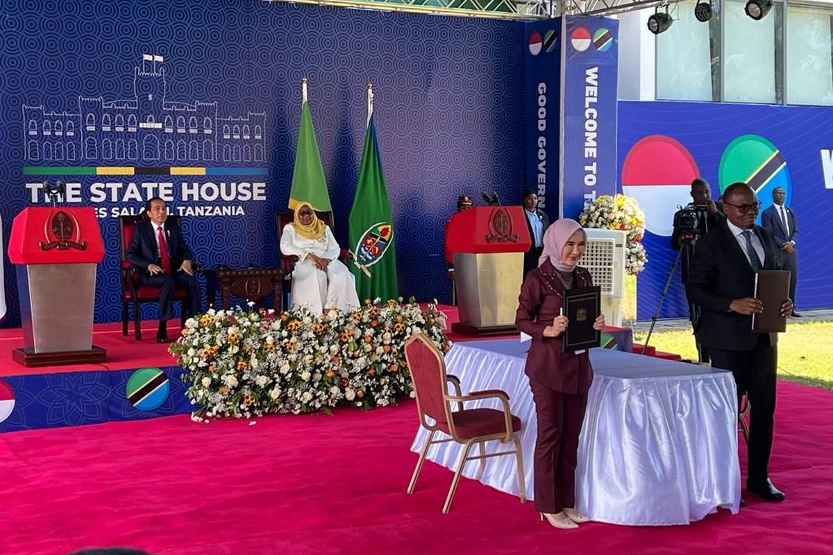 PT Pertamina resmi bekerja sama dengan Tanzania Petroleum Development Company (TPDCC) dan melakukan penandatanganan MoU saat Kunjungan bersama Presiden Jokowi.