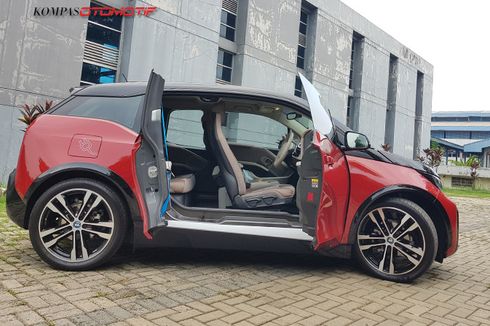 Kupas Interior Mobil Listrik BMW i3s, Sederhana tapi Modern