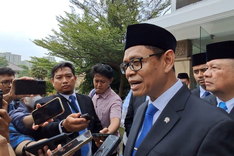 Wamen ESDM: Harga Pertalite Tak Naik sampai Akhir 2026, Pertamax Bakal Sesuaikan Harga Pasar