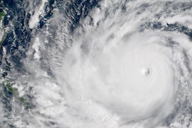 BMKG Deteksi Sirkulasi Siklonik di Barat Daya Banten, Bandung Masuk Radar Hujan Petir