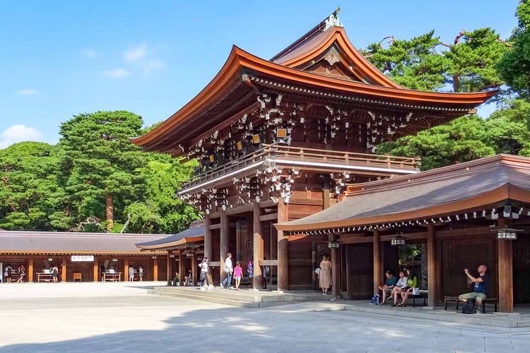 Kuil Meiji Jingu yang berlokasi di Tokyo, Jepang.