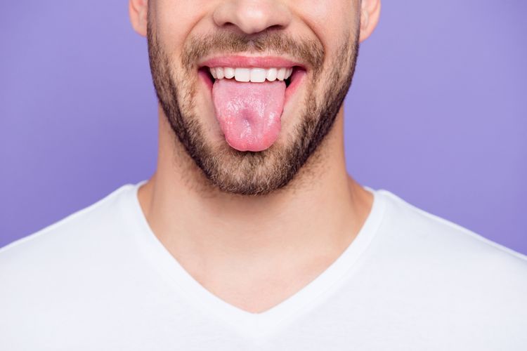 Akun TikTok @dr.karanr membagikan trik lidah yang diklaim dapat membantu meredakan kecemasan.