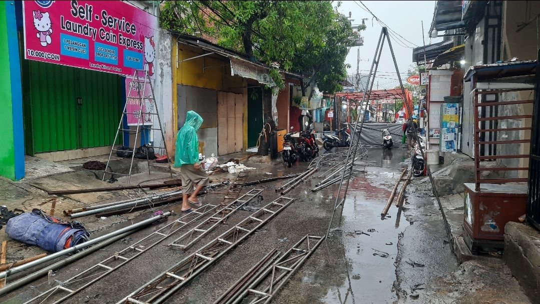 Bawaslu DKI Temukan 629 Masalah Saat Pencoblosan, Paling Banyak TPS Banjir dan Roboh