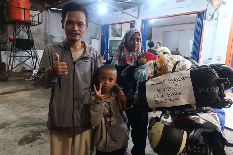 Perantau asal Pemalang, Jawa Tengah, bernama Susanto (38) yang hendak mudik dari Cipondoh ke Pemalang lewat Jalan Raya Kalimalang, Duren Sawit, Jakarta Timur, Senin (8/4/2024).