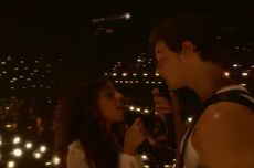 Camila Cabello dan Shawn Mendes Nyaris Berciuman di Panggung MTV VMAs, Penonton Histeris