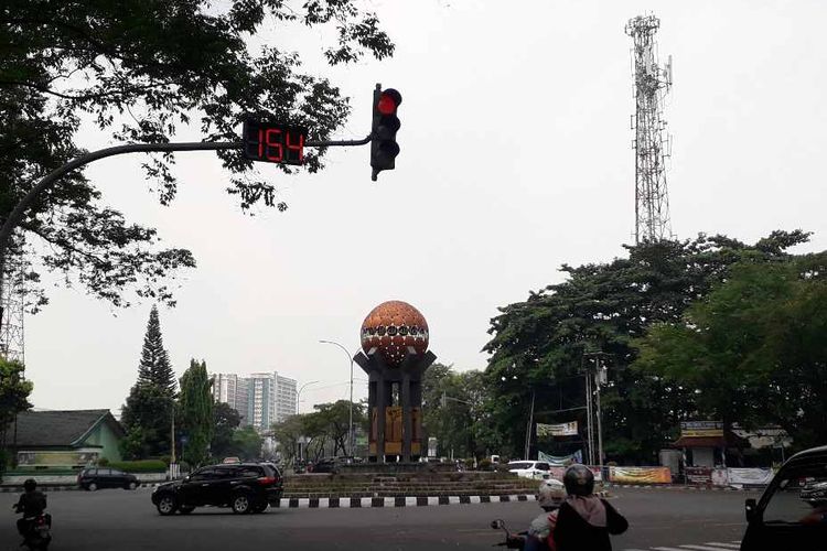 Lampu merah yang sempat viral di media sosial telah diperbaiki Dinas Perhubungan Kota Tangerang. 
