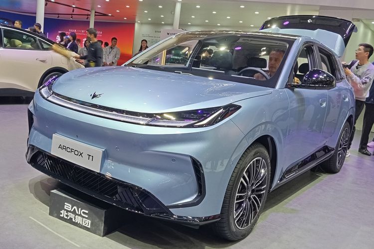 Mobil Listrik BAIC Meluncur di GIIAS 2026