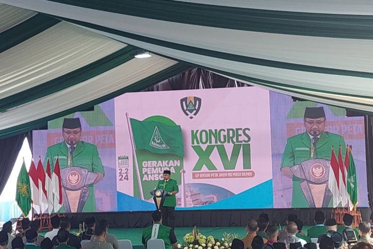 Menteri Agama yang juga Ketua Umum Gerakan Pemuda Ansor (GP Ansor) Yaqut Cholil Qoumas saat memberikan sambutan di pembukaan Kongres XVI GP Ansor yang digelar di Pelabuhan Tanjung Priok, Jakarta Utara, Jumat (2/2/2024).