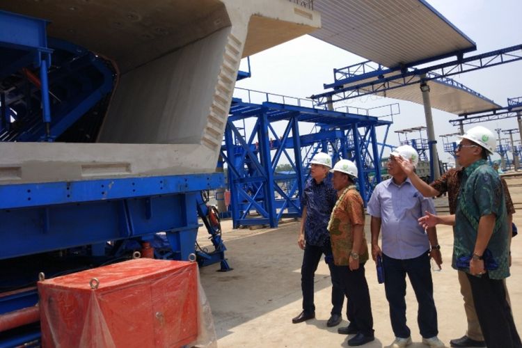 Peresmian pabrik beton milik PT Wijaya Karya Beton Tbk di Subang, Jawa Barat,Sabtu (11/3/2017).