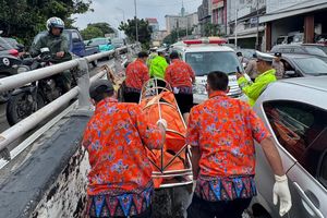 Banjir di Grogol Berujung Duka, Pengemudi Mobil Meninggal Dunia di Tengah Kemacetan