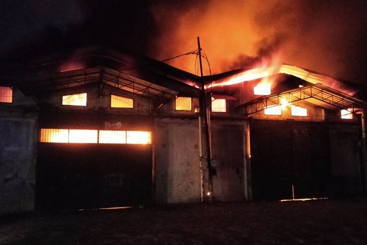 Musim Kemarau, DPKP Surabaya Imbau Warga Miliki Budaya Siaga Kebakaran