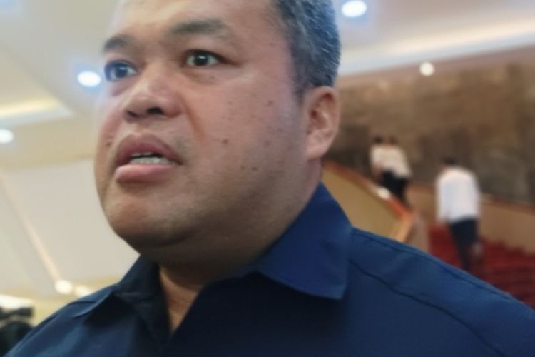 Kabiro Humas Kemenaker Sunardi Manampiar Sinaga di Kantor Kemenaker, Jakarta, Rabu (5/3/2025).