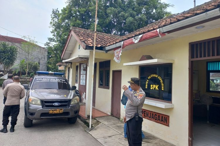 Kondisi Pos Polisi Reni Jaya, Jalan Pondok Petir, Bojongsari, Depok, pada Kamis (16/3/2022).