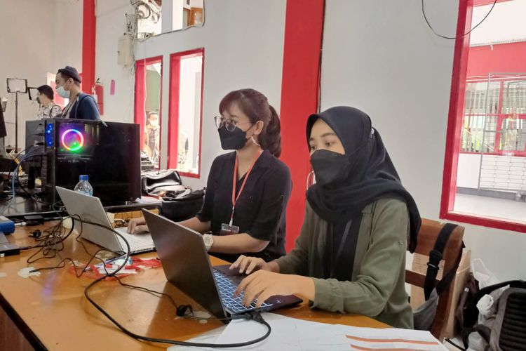 Pelatihan digital untuk siswa SMK di Malang