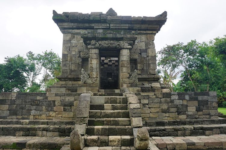 Candi Badut peninggalan Kerajaan Kanjuruhan di Malang