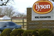 Aniaya Ayam di Tempat Kerja, 10 Pekerja Tyson Foods Dipecat