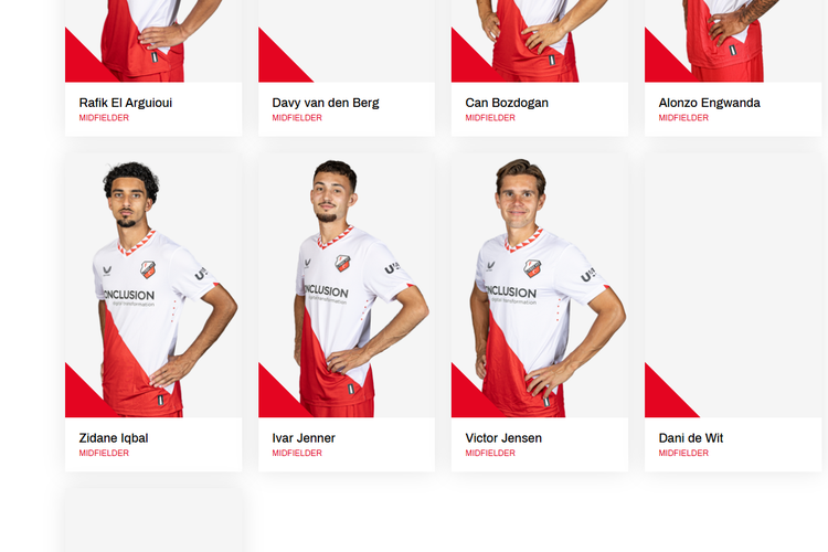 Nama dan foto Ivar Jenner muncul di laman tim utama situs resmi FC Utrecht untuk musim 2025-2026.