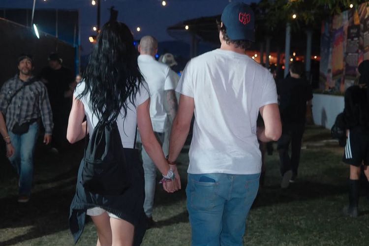 Eks PM Kanada Trudeau Kencani Katy Perry, Makan Mi Goreng di Coachella