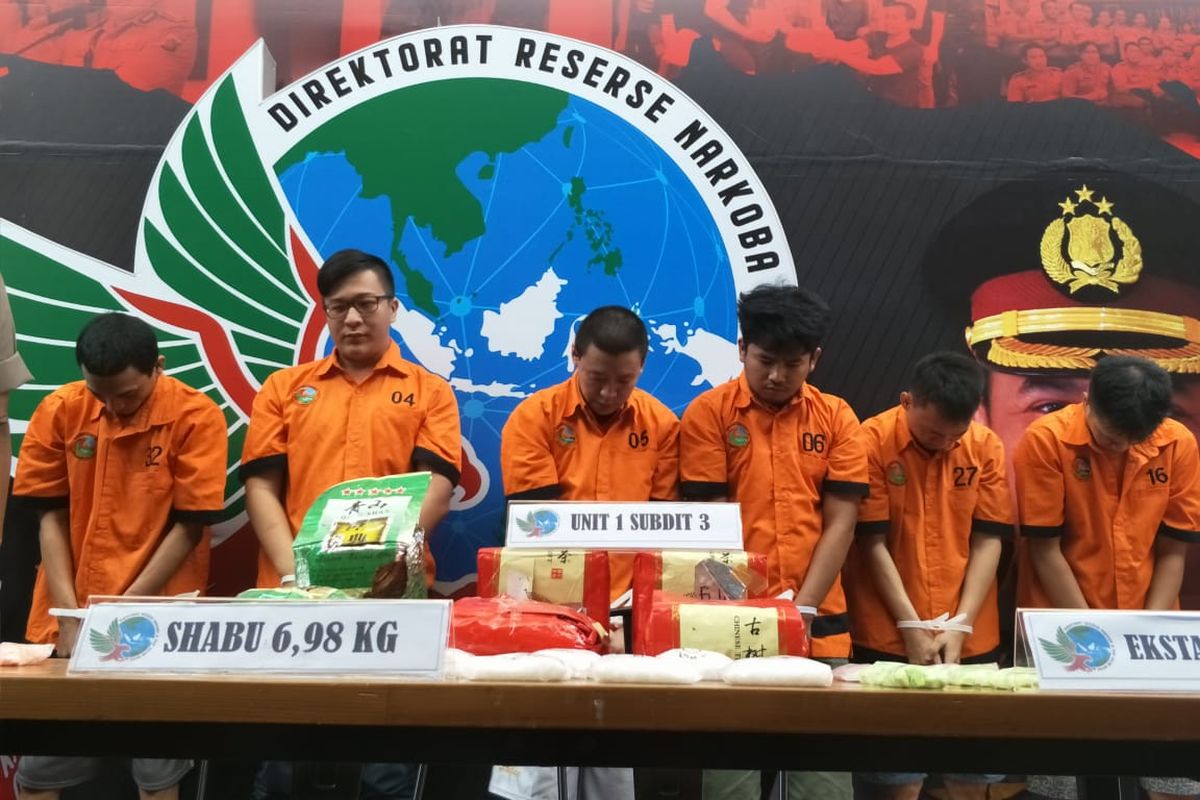 Konferensi pers pengungkapan kasus peredaran narkoba jaringan Jakarta-Pekanbaru-Malaysia di Polda Metro Jaya, Rabu (11/9/2019).