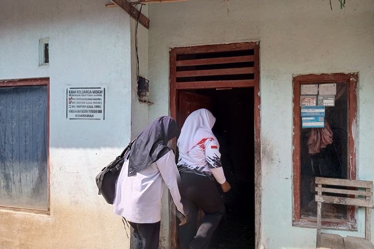 Bansos Lansia Buta Huruf di Pekalongan Dicoret Terindikasi Judol, Pemdes Ajukan Sanggahan