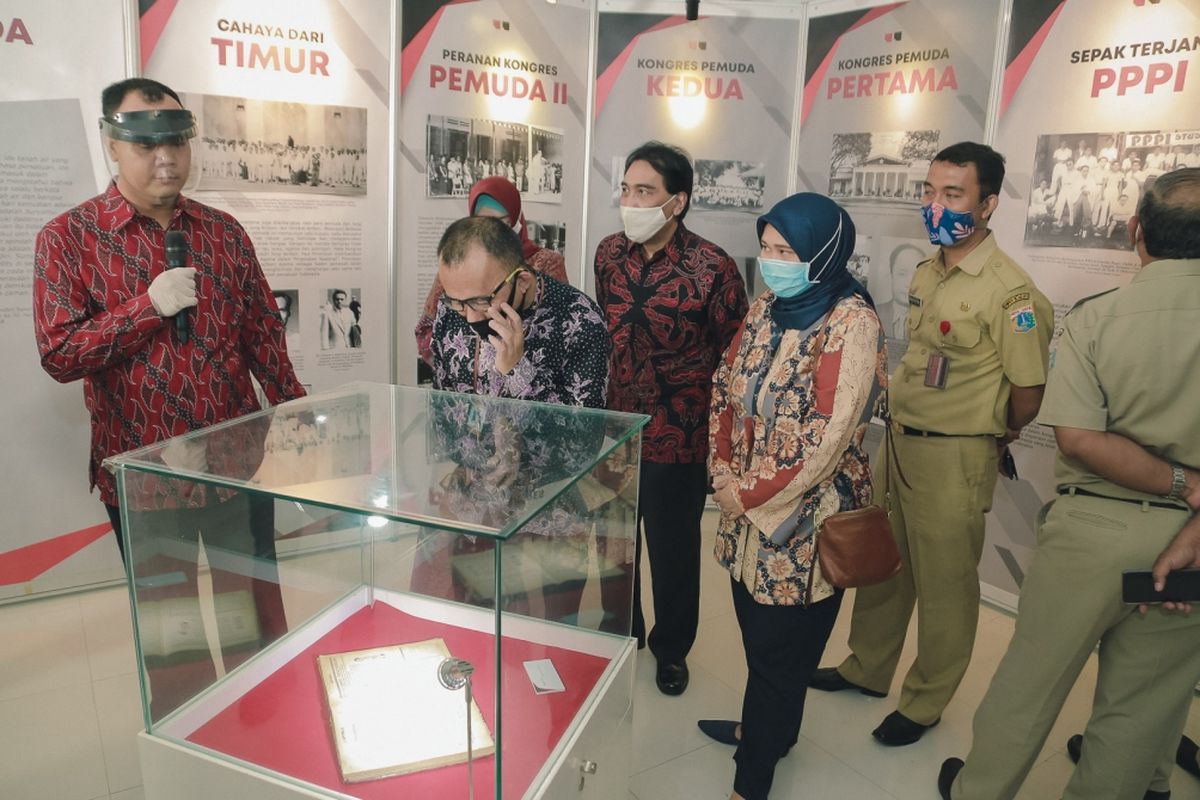 Suasana pembukaan pameran “Di Balik Layar Sumpah Pemuda” di Museum Sumpah Pemuda yang akan berlangsung mulai  25 Agustus hingga hari Senin tanggal 7 September mendatang.  