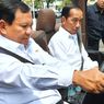 Jokowi Disopiri Prabowo Saat Naik 