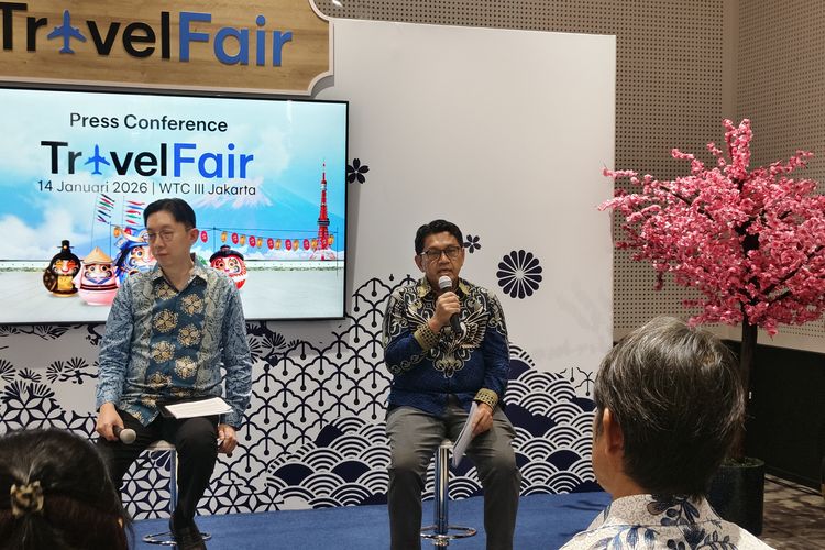 Sales Manager Japan Airlines Benny Berlian saat acara Press conference Permata Bank X Japan Airlines Travel Fair 2026 di World Trade Centre 3, Jakarta, Rabu (14/1/2026). 