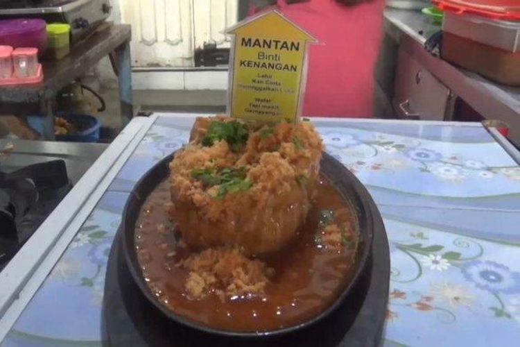 Bakso kuburan bin kenangan di Tanjungbalai, Sumatera Utara. 