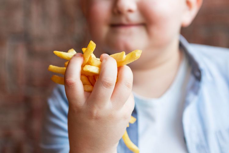 Perut buncit pada anak jangan dianggap sepele. Kondisi ini bisa menandakan adanya penumpukan lemak viseral atau visceral fat yang berbahaya.