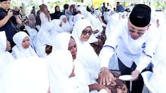 Calon Jemaah Haji Simalungun Ikuti Tepung Tawar, Usia Tertua Wanita 82 Tahun