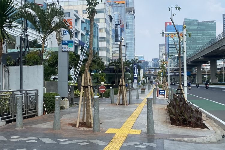 Warga Senang Jalan Rasuna Said Direvitalisasi: Trotoarnya Lebih Bagus, Kayak di Sudirman