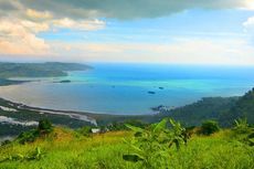 Wisatawan Geopark Ciletuh Palabuhanratu Keluhkan Jalan Rusak