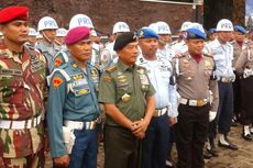 Moeldoko: TNI Akan Lanjutkan Operasi Pencarian AirAsia 