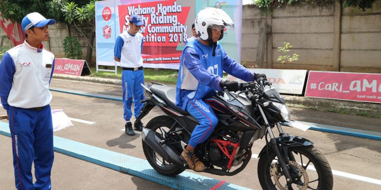 Edukasi Safety Riding Ke Anak Sekolah