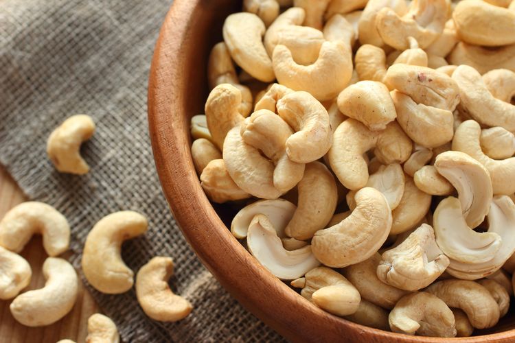 Ilustrasi apakah kacang mete mengandung kolesterol tinggi?