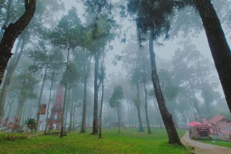 Taman Wisata Genilangit di Magetan, Jawa Timur