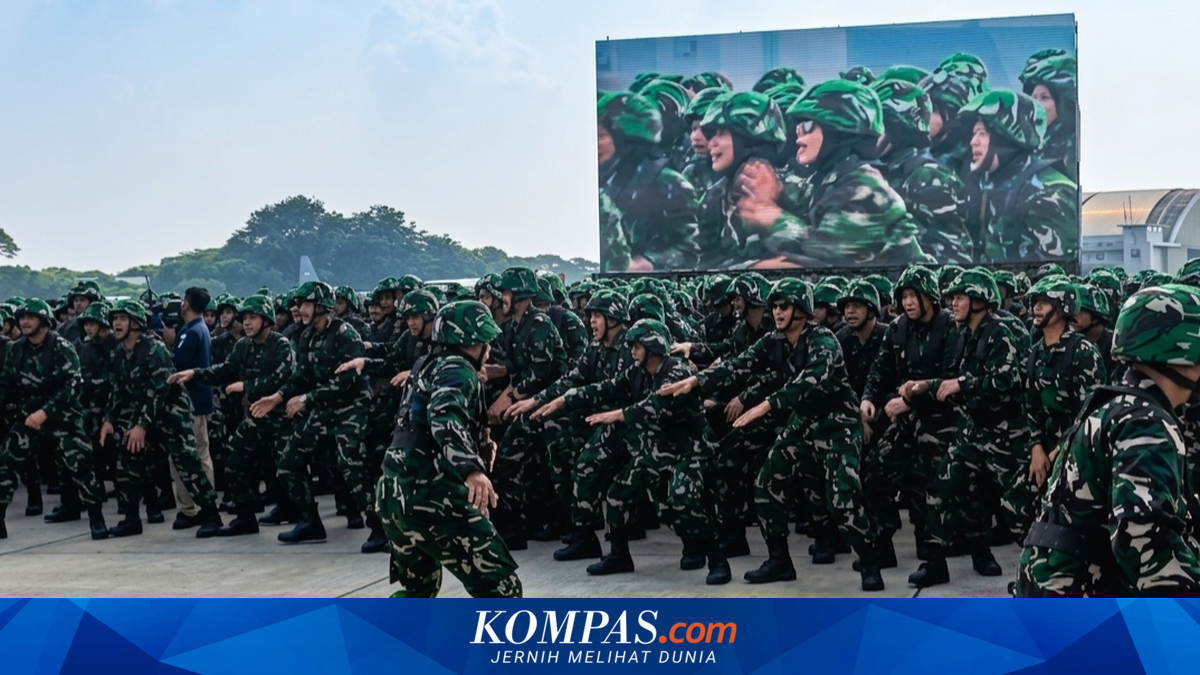 Derap Ribuan ASN Kenakan Seragam Loreng Ikut Latihan Militer Komcad ~TR

Klik untuk baca: