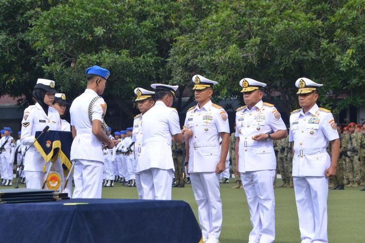 Laksamana Muda (Laksda) Erwin S Aldedharma saat sertijab Pangkoarmada I